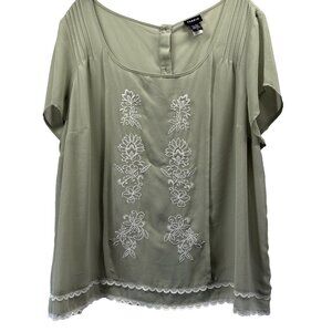 Torrid Women's Top Size 2X‎ Green White Embroidered Chiffon Button PinTuck Light